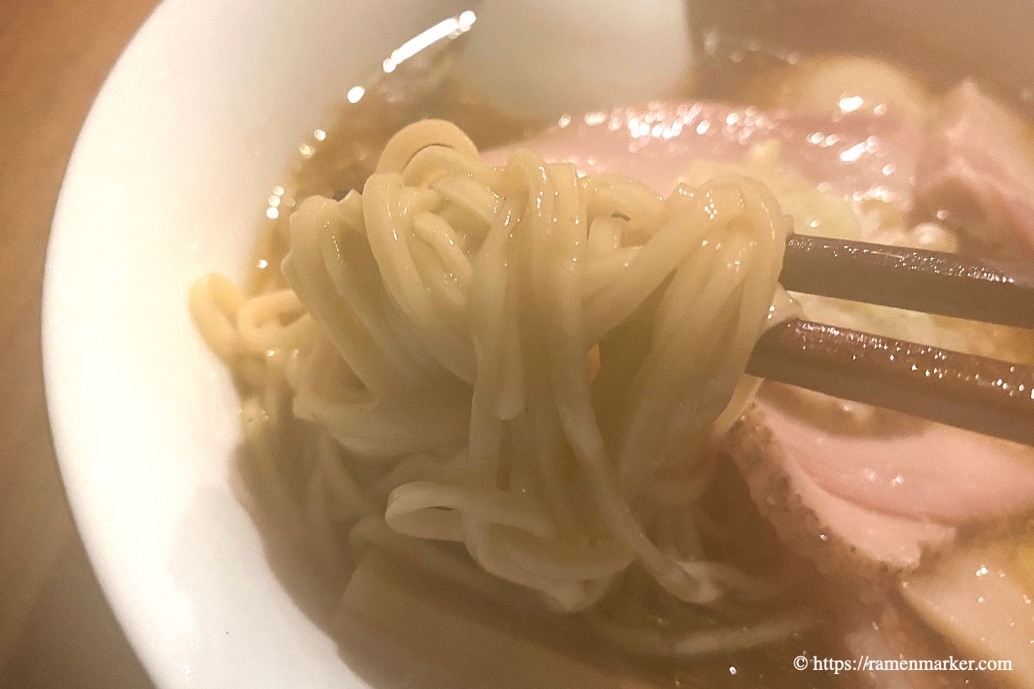 らぁめん鴇（とき）特製醤油ラーメン 麺